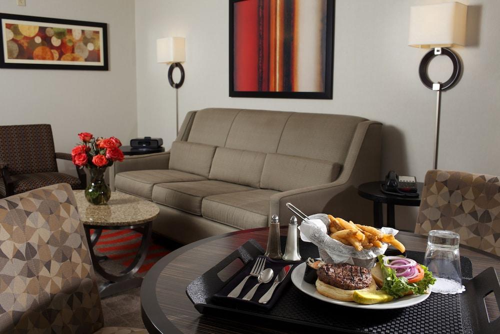 Hampton Inn Newark Airport Eksteriør bilde